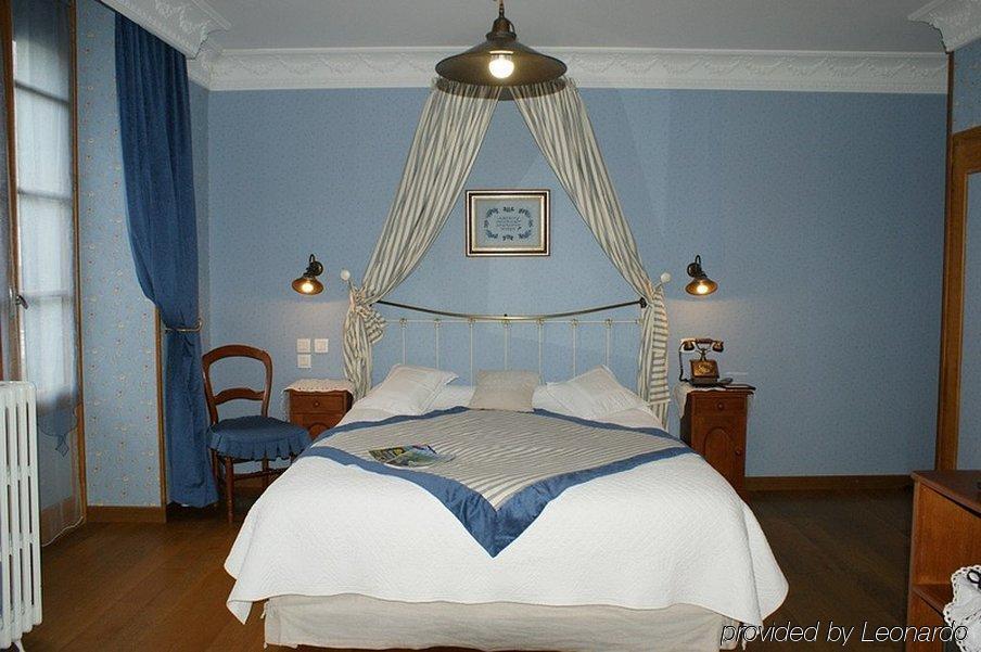 Hotel Du Lion D'Or Каутерец Екстериор снимка