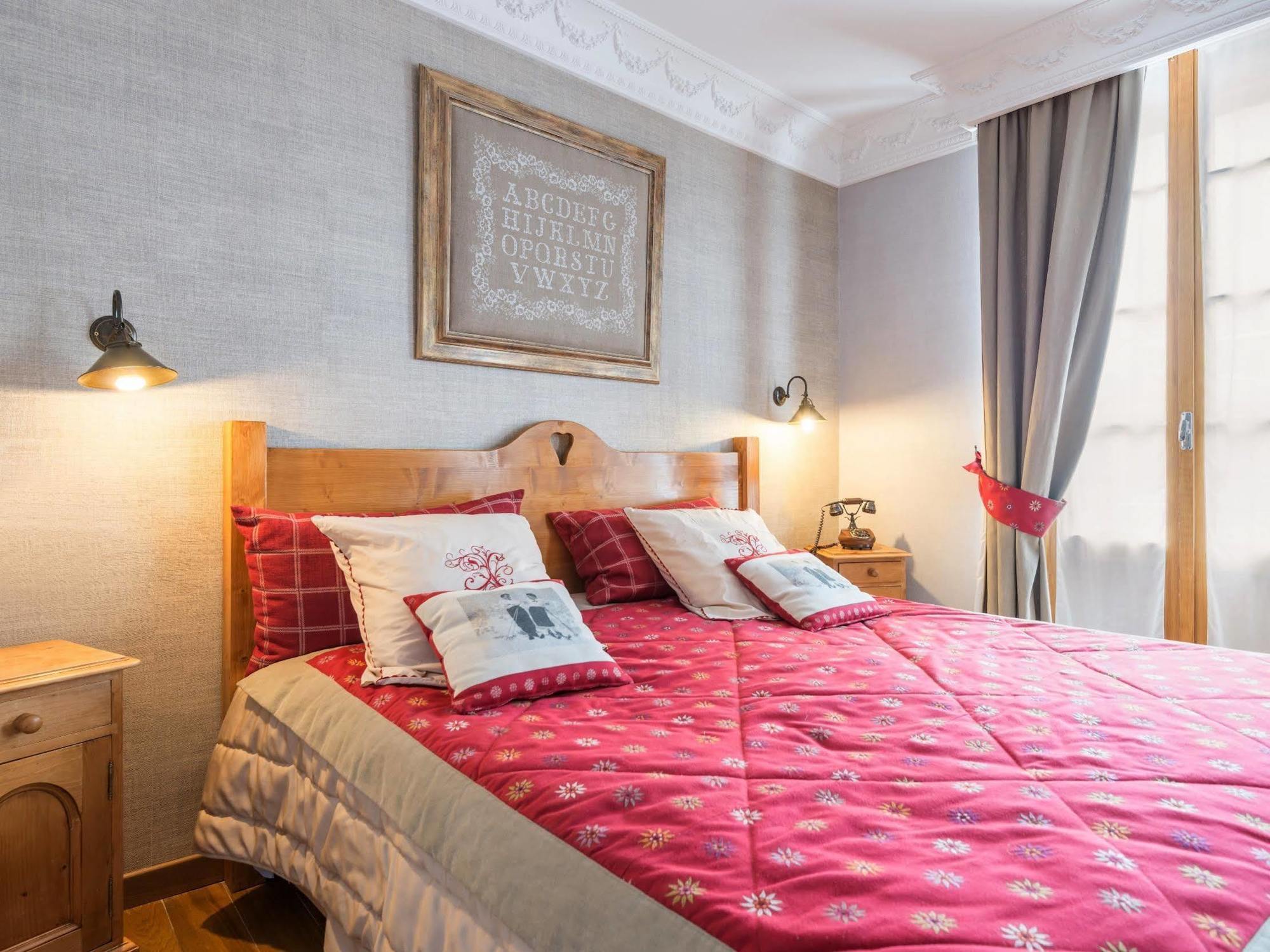 Hotel Du Lion D'Or Каутерец Екстериор снимка