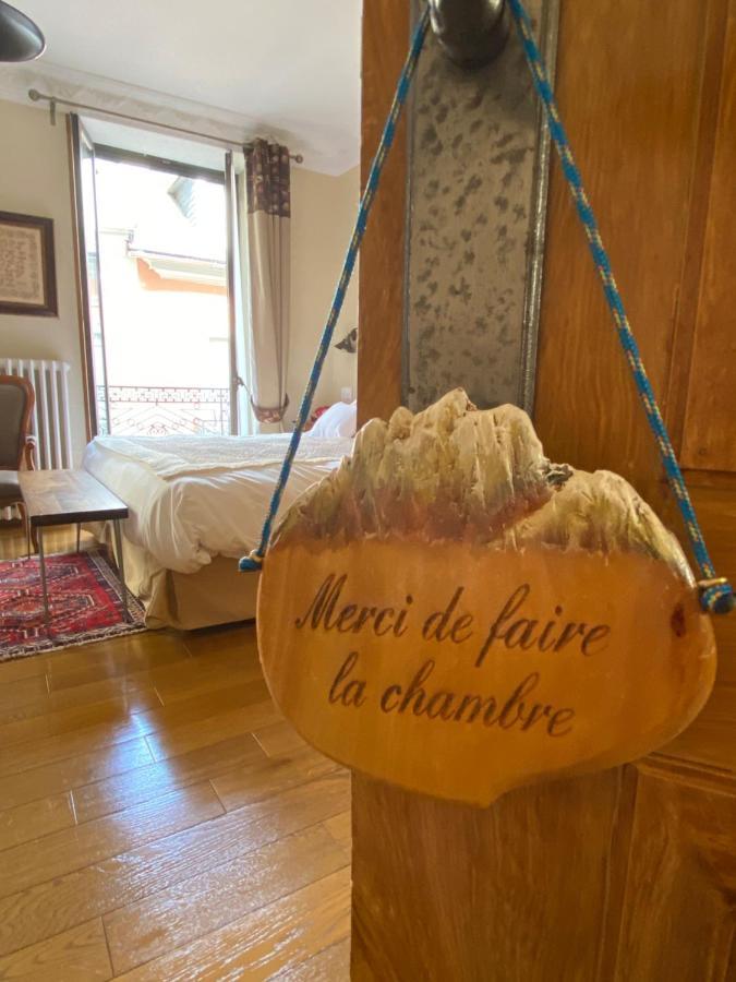 Hotel Du Lion D'Or Каутерец Екстериор снимка